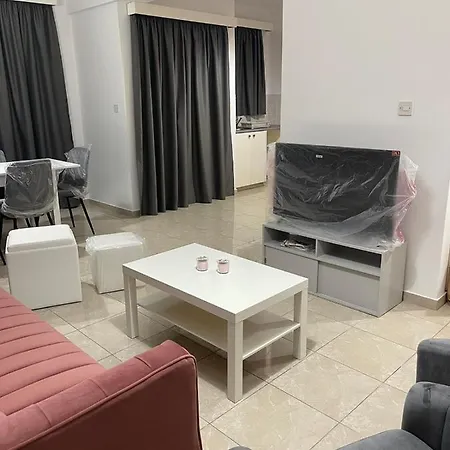 Ioannou Court - Velvet Sweet 2bd Daire *